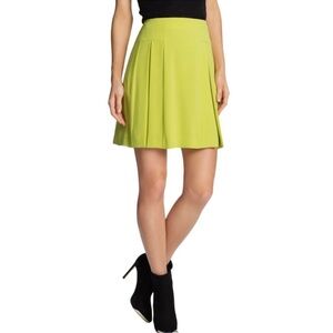 NWT Diane Von Furstenberg DVF Lime Green Chartreuse Pleated Beata A Line Skirt 8